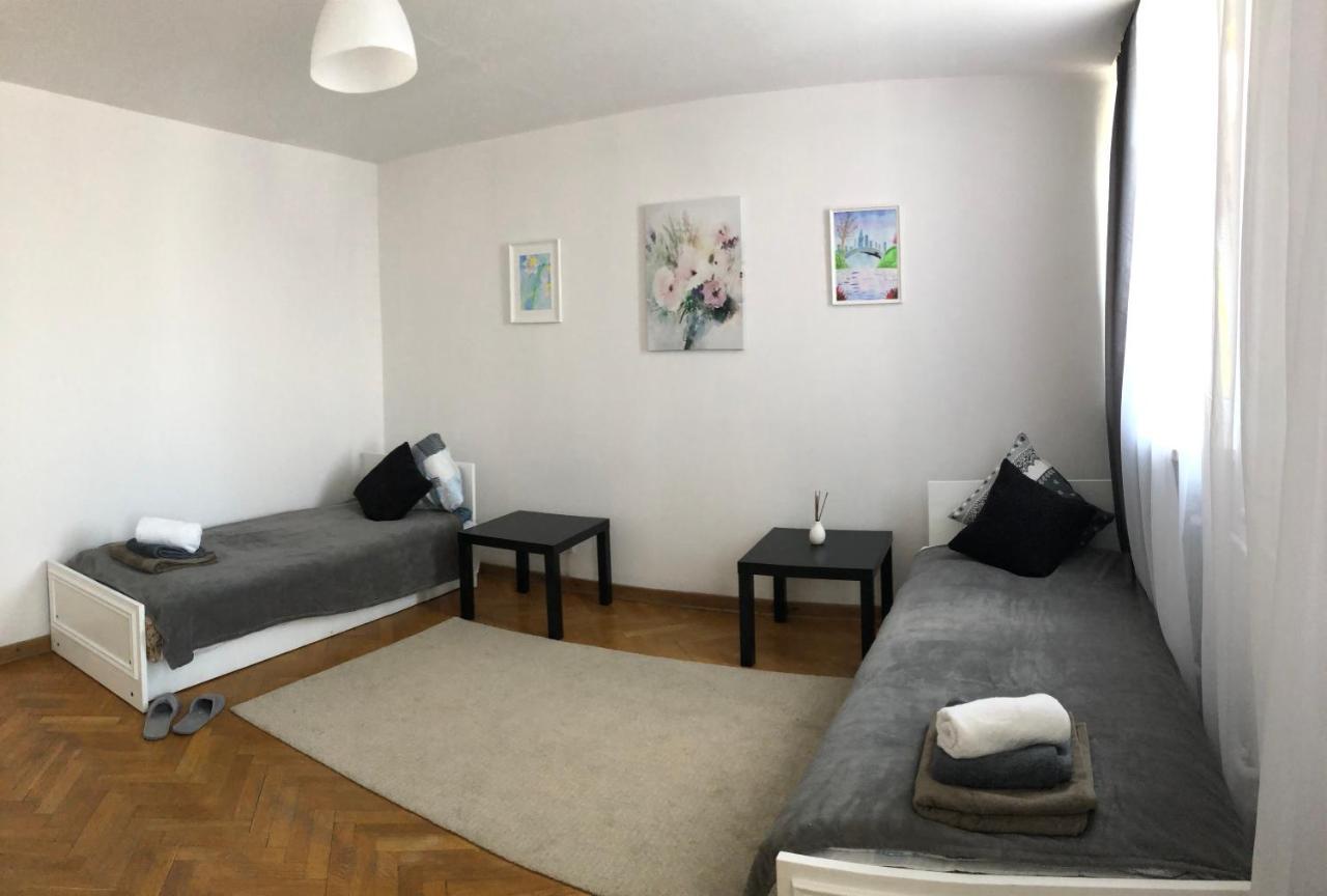 Apartment Swietojerska Варшава Экстерьер фото