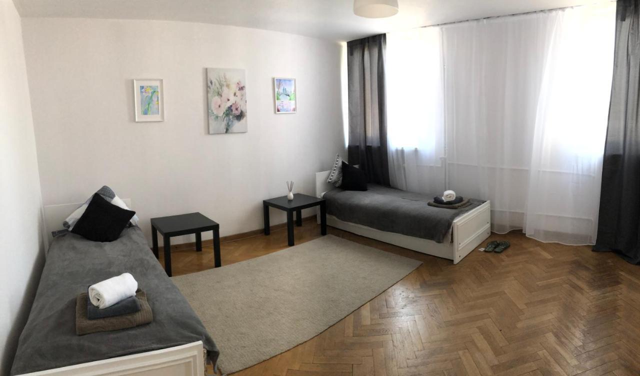 Apartment Swietojerska Варшава Экстерьер фото