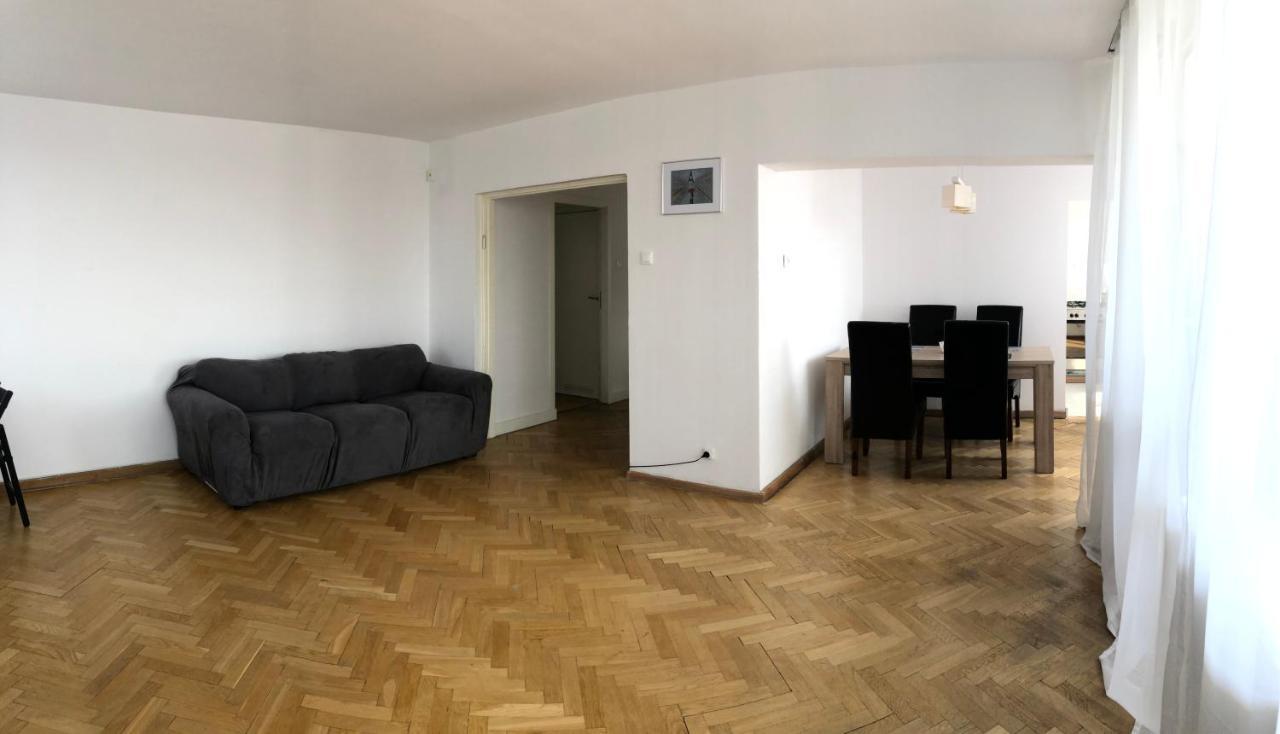 Apartment Swietojerska Варшава Экстерьер фото
